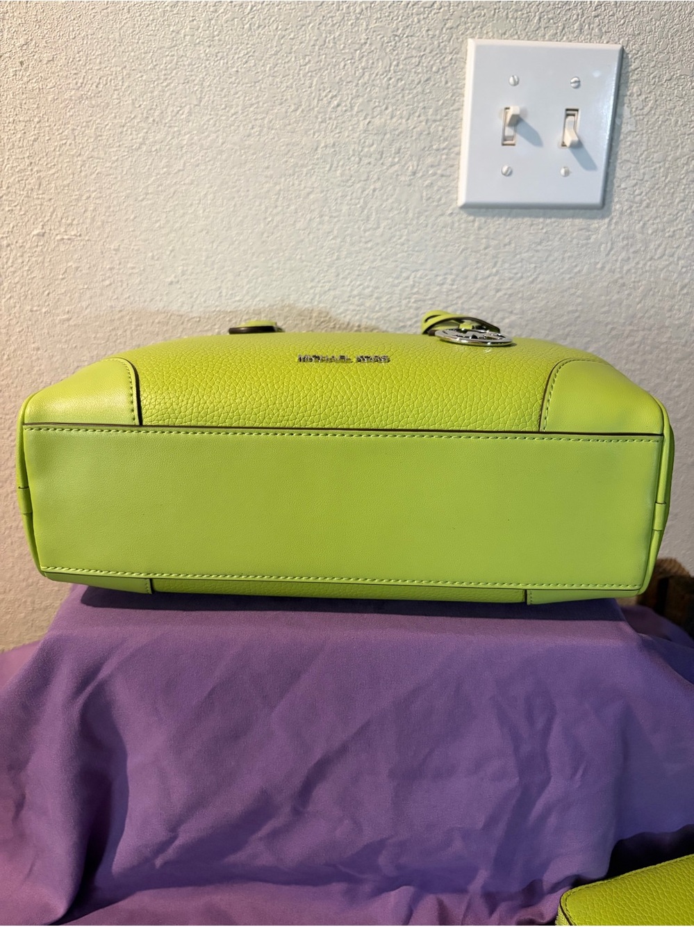 Michael Kors Thompson Lime Satchel Continental Wallet SET NWT - Picture 5 of 15